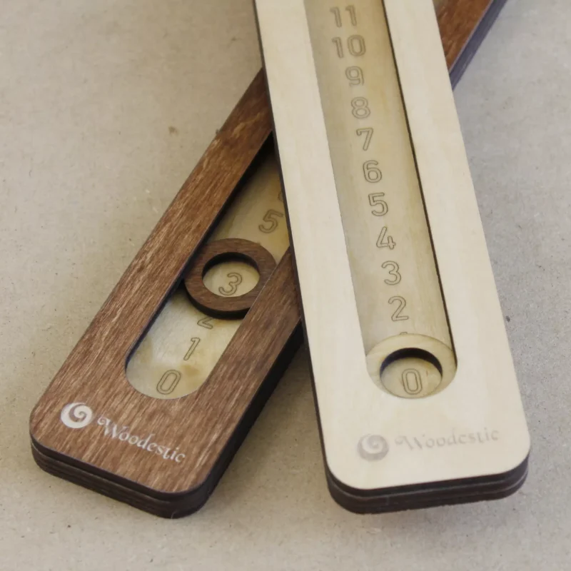 Woodestic Shuffleboard Wooden Scorepeeker Set - Image 3